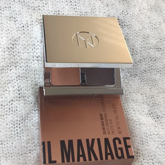 IL MAKIAGE Color Boss Squad Eyeshadow Palette in Workaholic, 1.5g X 4 6g… - Picture 6 of 15